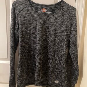 Dickies Gray Fitted Long Sleeve Sweatshirt weather wicking material